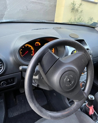 Opel Corsa cena 13000 przebieg: 181000, rok produkcji 2012 z Strzelin małe 46
